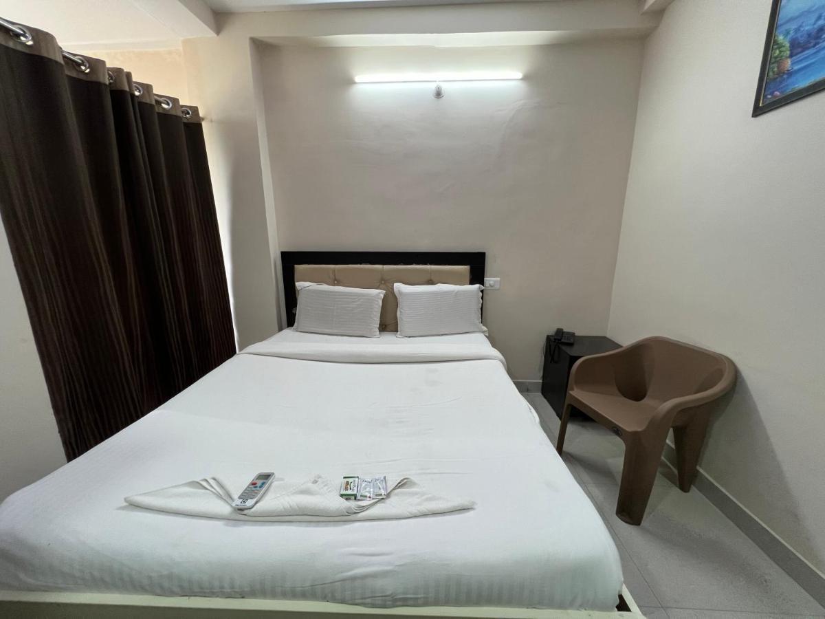فندق شمس أبادفي  5 Star Grand المظهر الخارجي الصورة